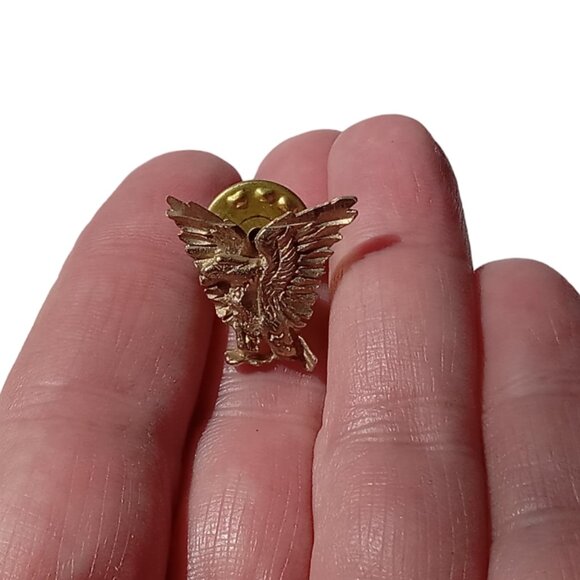 Vintage Eagle Pin - Picture 6 of 9